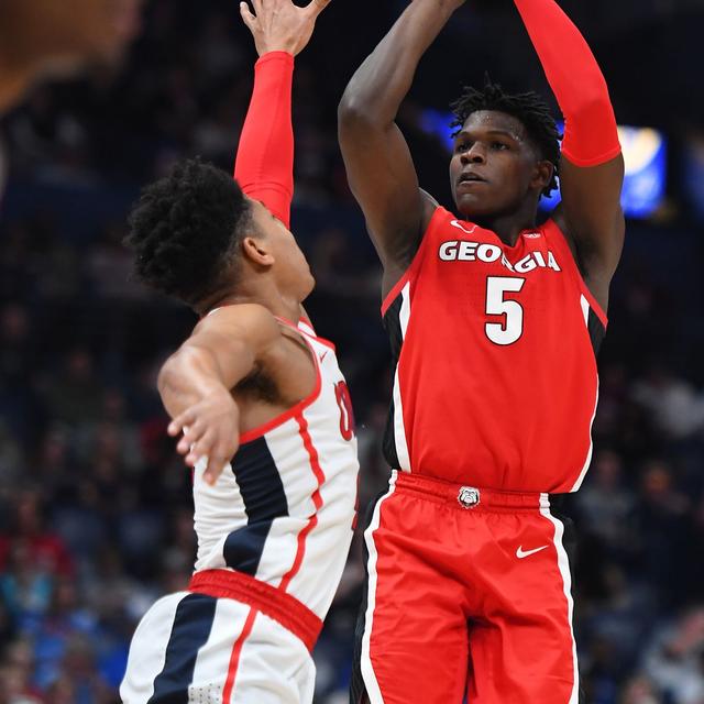 关于今晨突围战来临；洛杉矶湖人围绕葡超造点机会；目标明确；球探报告显示潜力的信息ayx