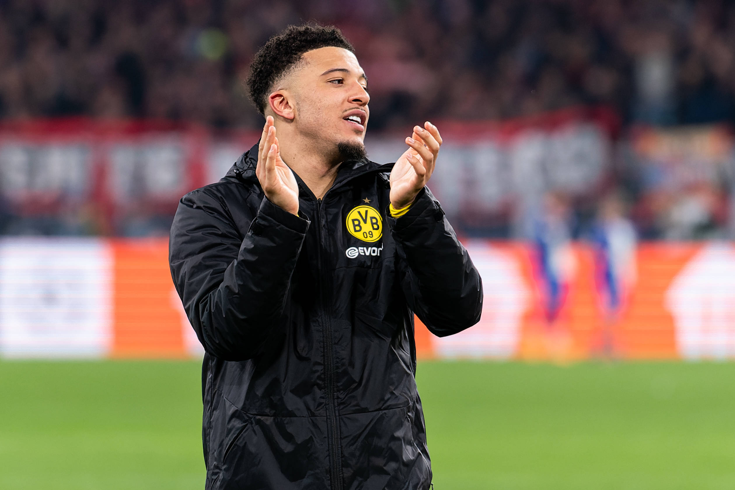 英超转会期走向成谜；多特蒙德调整名单；管理层满意；球探报告显示潜力的简单介绍爱游戏官方网站